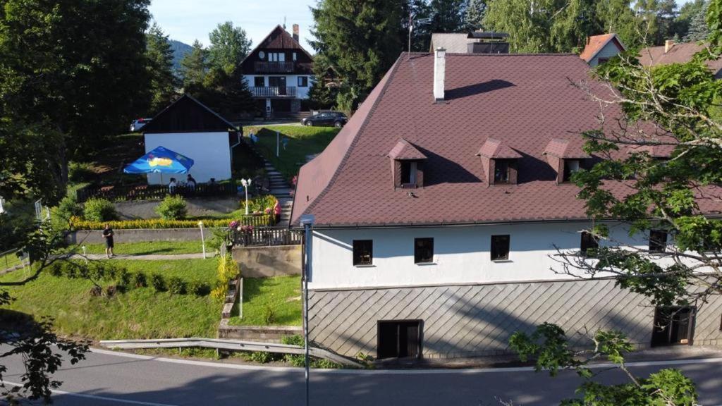 Penzion Lenora Bagian luar foto